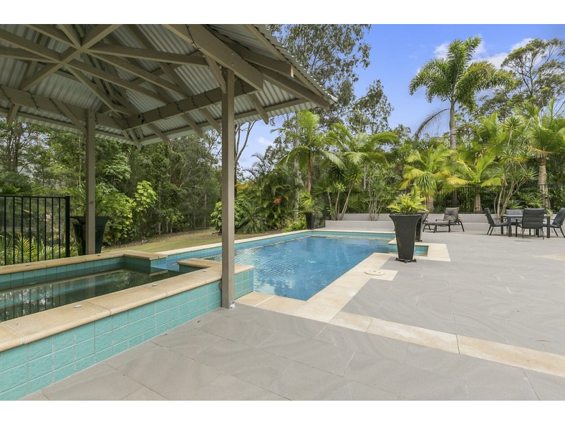 590 Sunrise Road, Tinbeerwah QLD 4563