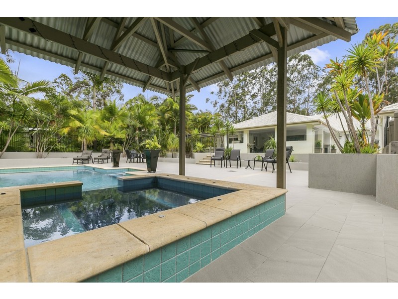 590 Sunrise Road, Tinbeerwah QLD 4563