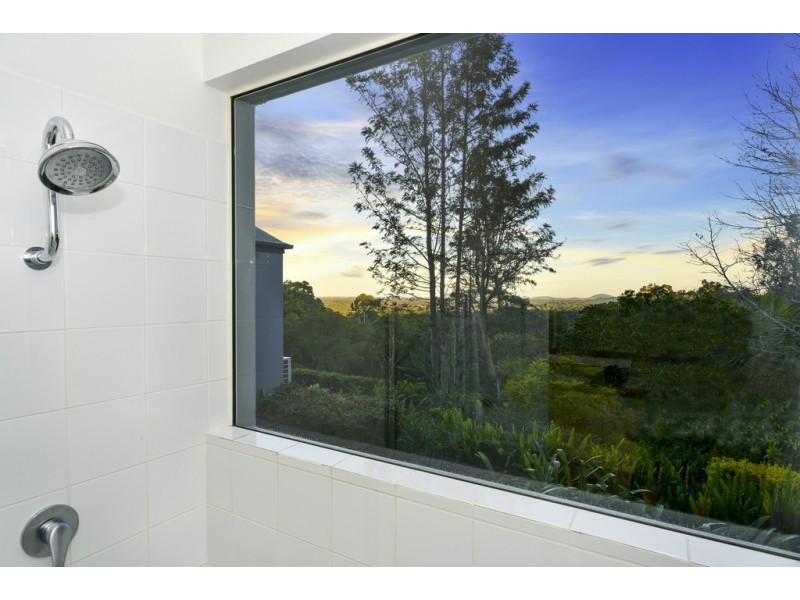 2 Smiths Road, Tinbeerwah QLD 4563