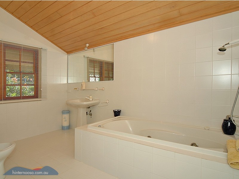 16 Hayward Road, Cooroy QLD 4563