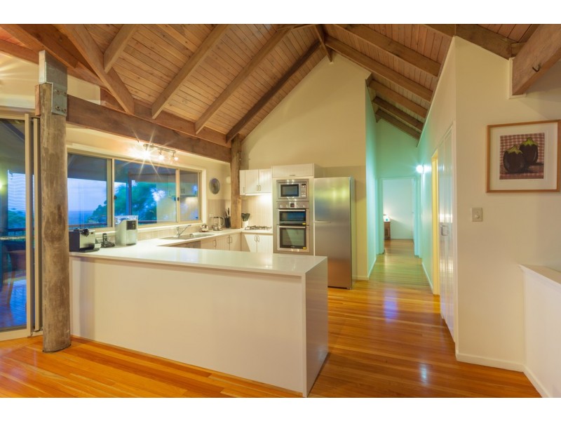 1 Hinterland Close, Tinbeerwah QLD 4563