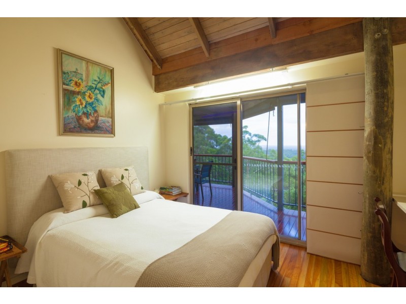1 Hinterland Close, Tinbeerwah QLD 4563