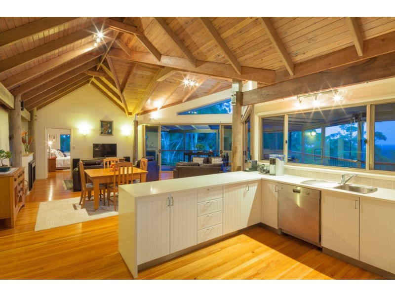 1 Hinterland Close, Tinbeerwah QLD 4563