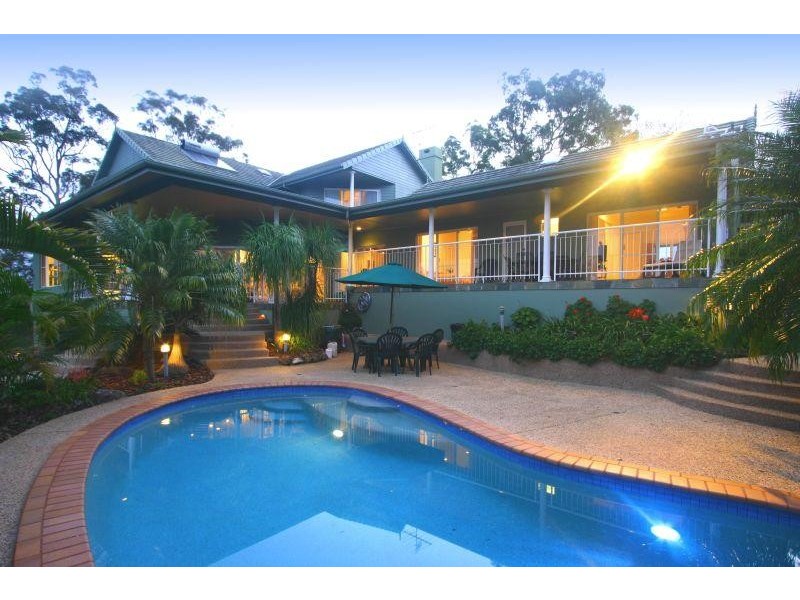 25 Pacific View Drive, Tinbeerwah QLD 4563