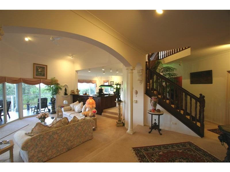 25 Pacific View Drive, Tinbeerwah QLD 4563