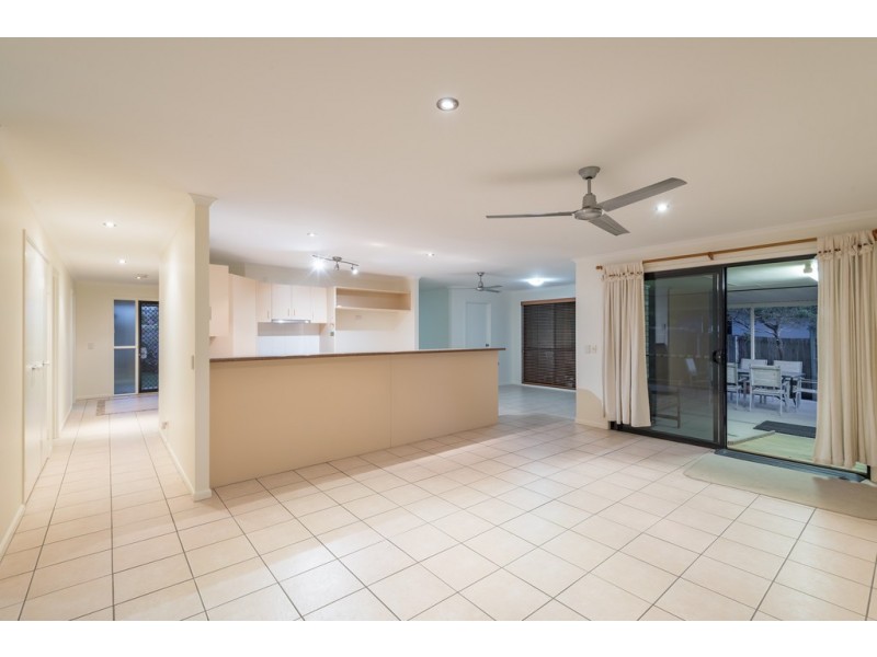 30 Pearsons Road, Cooroy QLD 4563