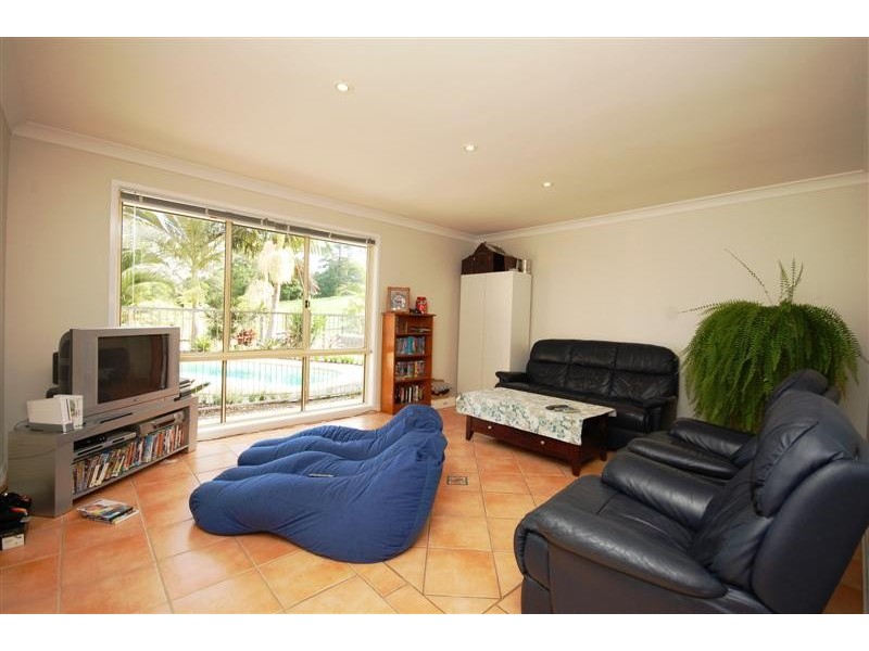 8 Ash Lane, Cooroy QLD 4563