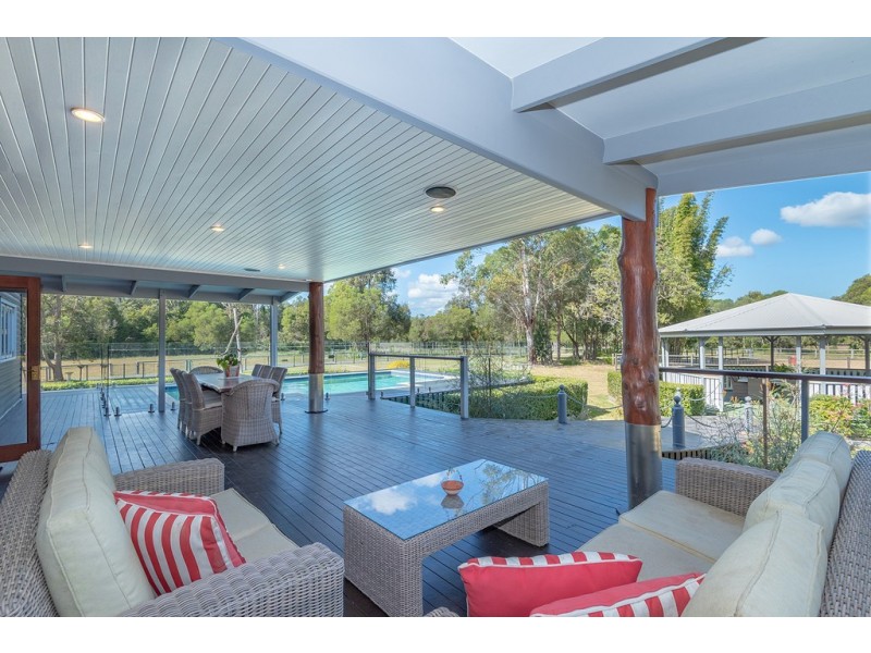 31 Hamilton Road, Lake Macdonald QLD 4563