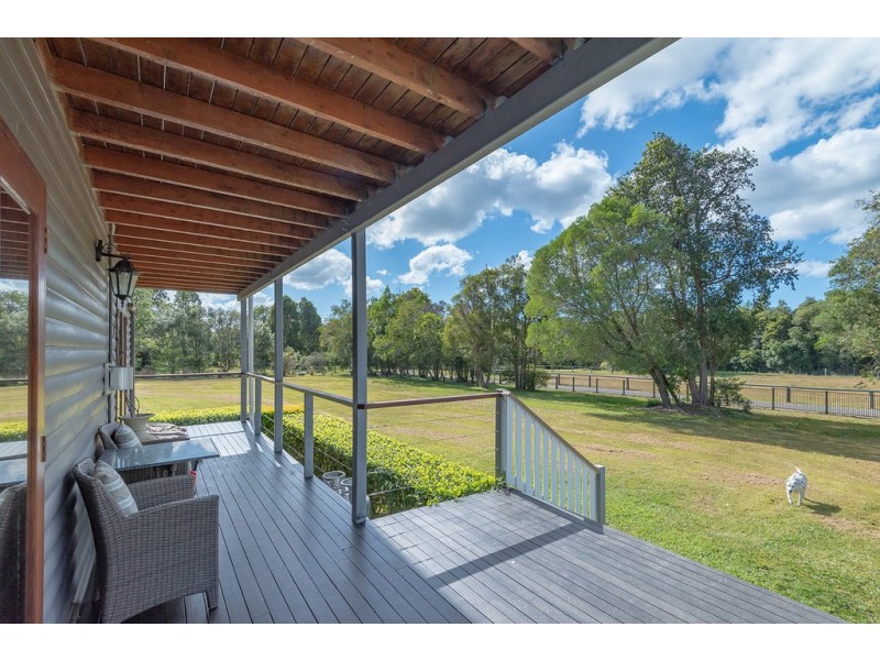 31 Hamilton Road, Lake Macdonald QLD 4563
