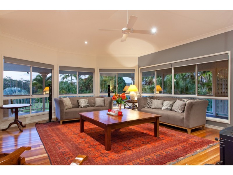 68 Hayward Road, Lake Macdonald QLD 4563