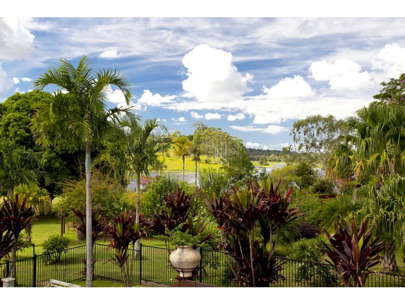 68 Hayward Road, Lake Macdonald QLD 4563