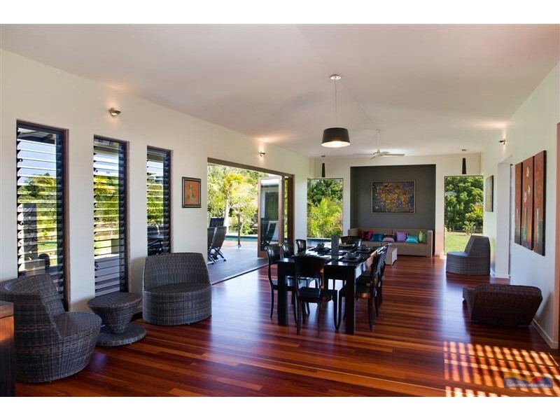 111 Lone Hand Road, Eumundi QLD 4562