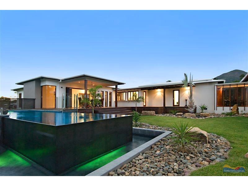 111 Lone Hand Road, Eumundi QLD 4562