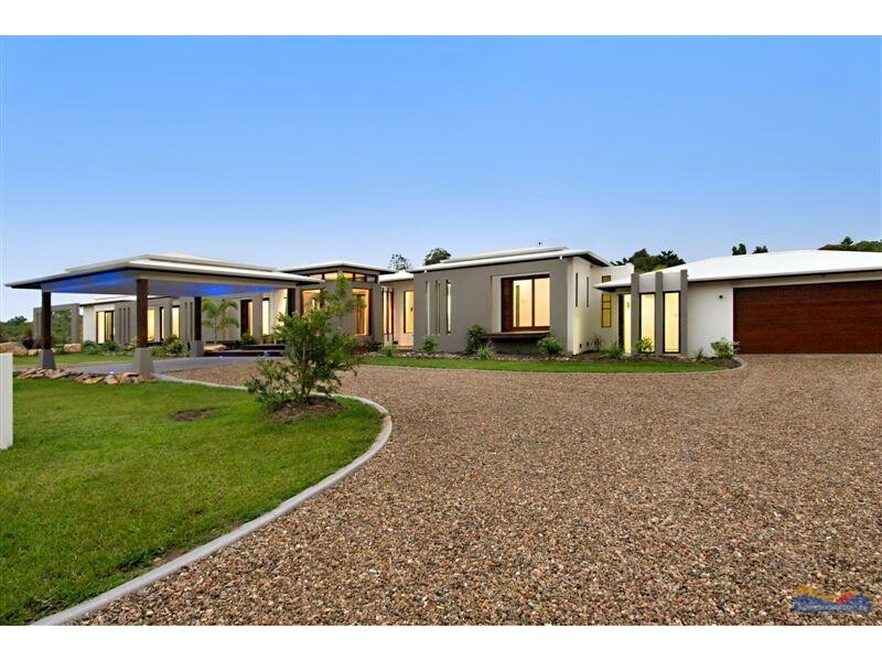 111 Lone Hand Road, Eumundi QLD 4562