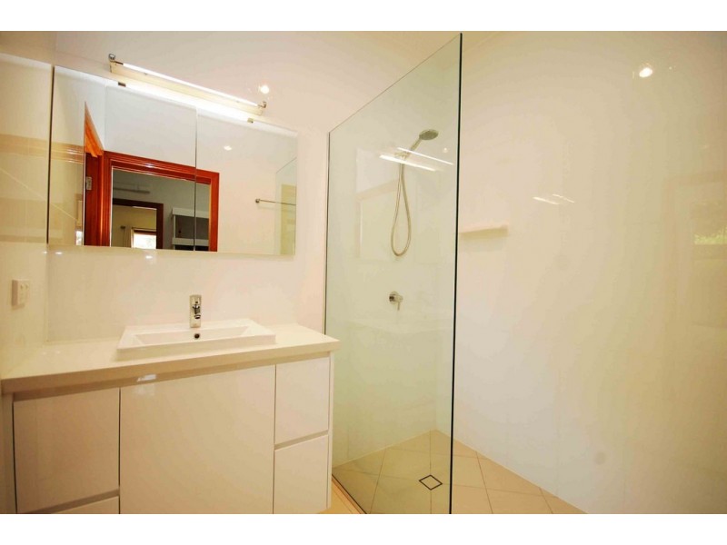 6 Wilkes Court, Tinbeerwah QLD 4563