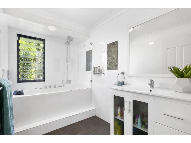 28 Whipbird Place, Doonan QLD 4562