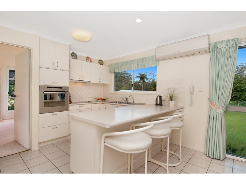 5 Kingsgate Drive, Tinbeerwah QLD 4563