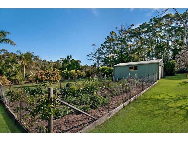 5 Kingsgate Drive, Tinbeerwah QLD 4563