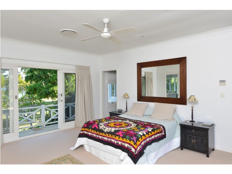 332 Lake Macdonald Drive, Lake Macdonald QLD 4563