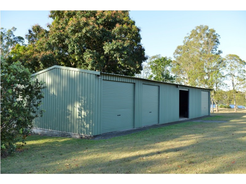 332 Lake Macdonald Drive, Lake Macdonald QLD 4563