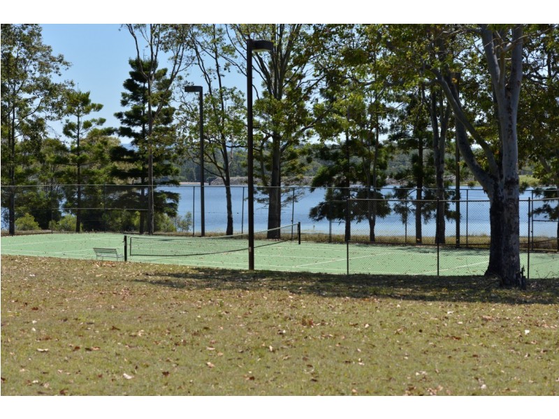 332 Lake Macdonald Drive, Lake Macdonald QLD 4563