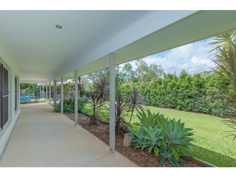 6 Crab Apple Court, Black Mountain QLD 4563