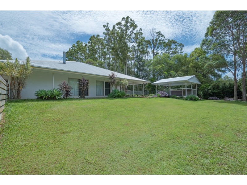 6 Crab Apple Court, Black Mountain QLD 4563