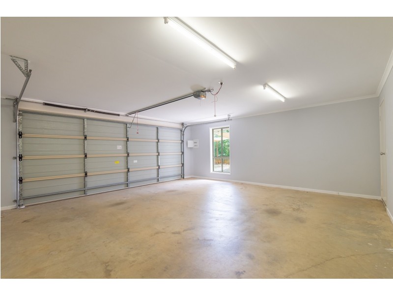 6 Crab Apple Court, Black Mountain QLD 4563