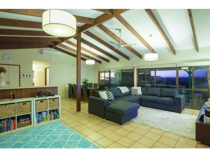 281 Cooroy Mountain Rd, Cooroy Mountain QLD 4563