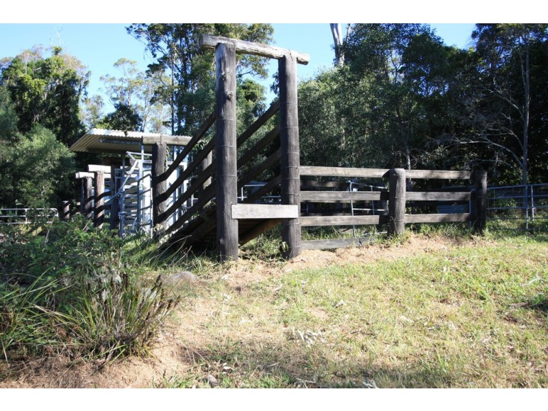 52 -56 Gumboil Road, Tinbeerwah QLD 4563