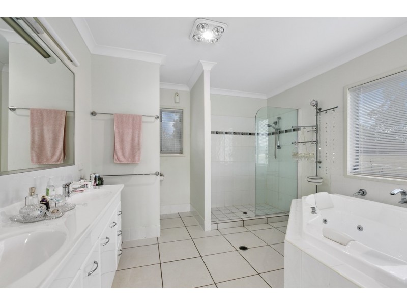 8 Cedar Creek Road, Belli Park QLD 4562