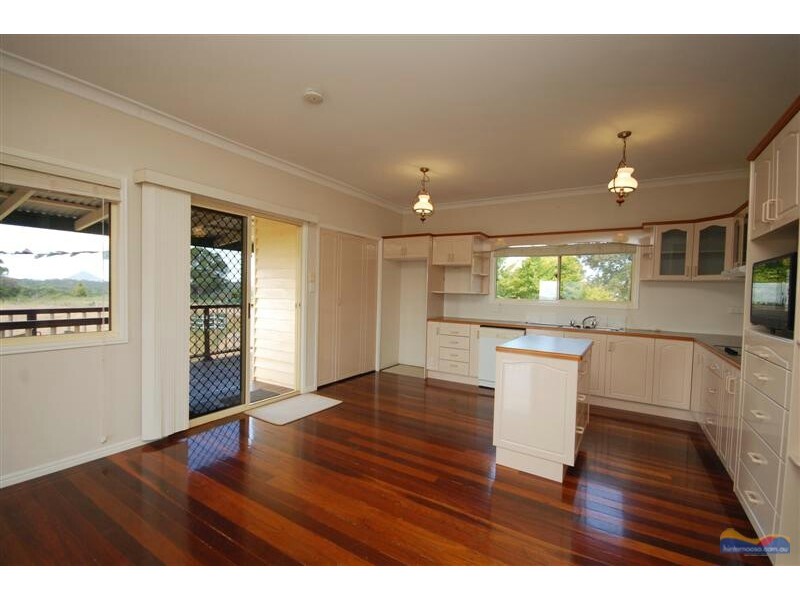 213 Sankeys Road, Cooran QLD 4569