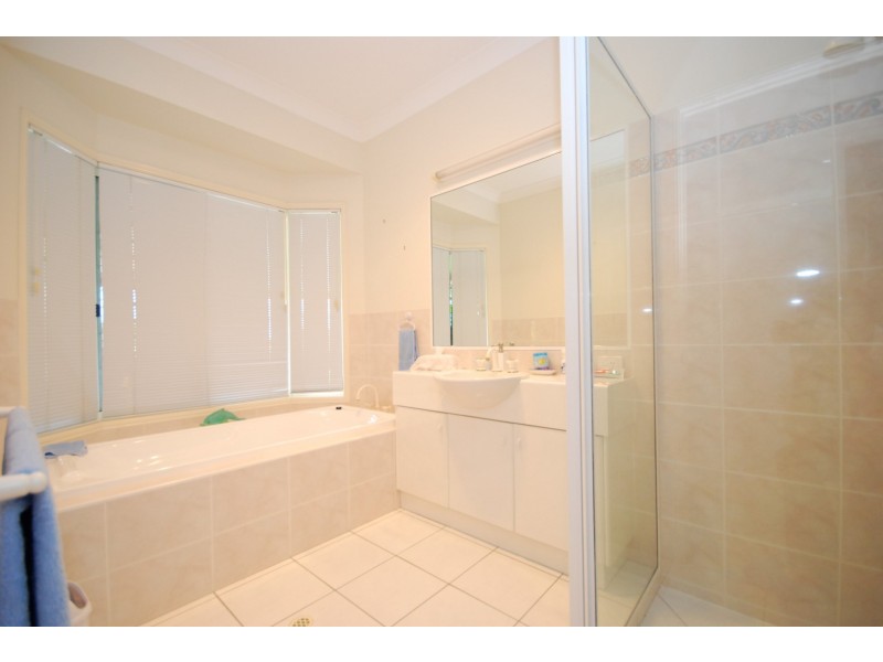 2 Grange Road, Tinbeerwah QLD 4563