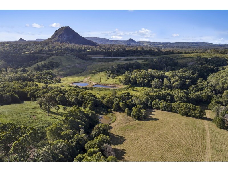 111 Uhlmanns Road, Black Mountain QLD 4563
