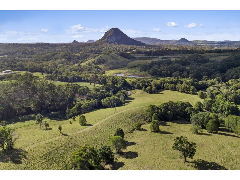 111 Uhlmanns Road, Black Mountain QLD 4563