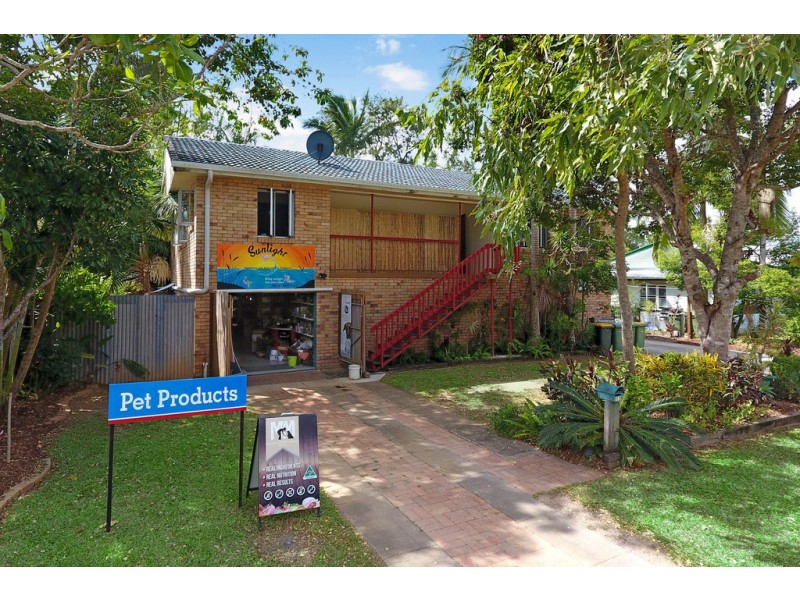 13 Mary River Road, Cooroy QLD 4563