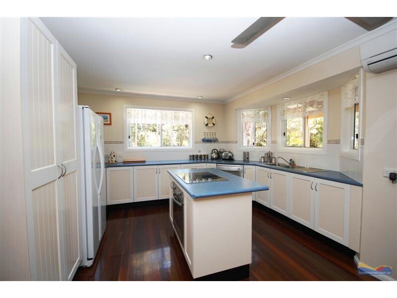 31 Gyndier Drive, Tinbeerwah QLD 4563