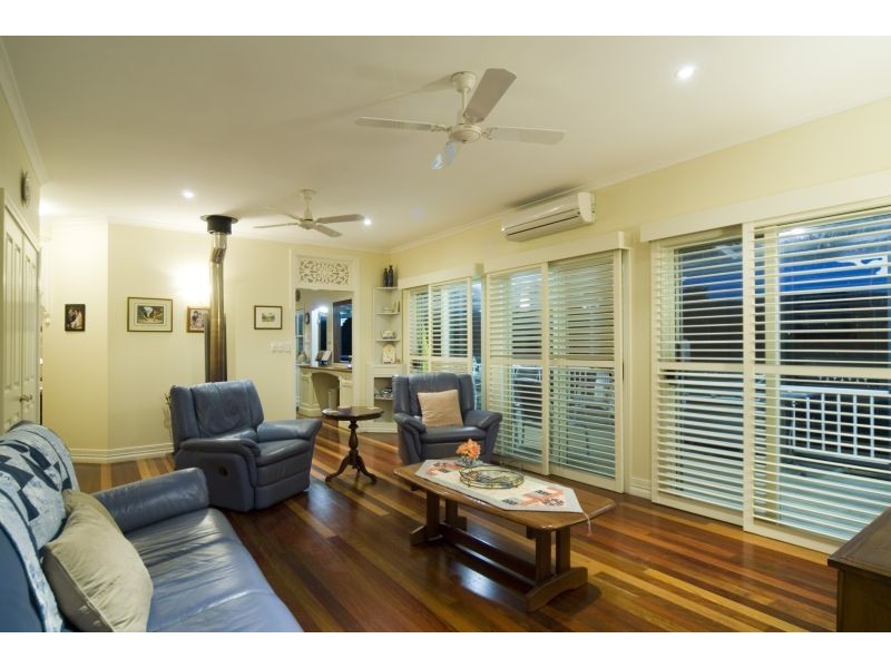 Eumundi QLD 4562