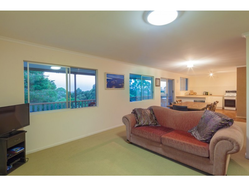 499 Sunrise Road, Tinbeerwah QLD 4563