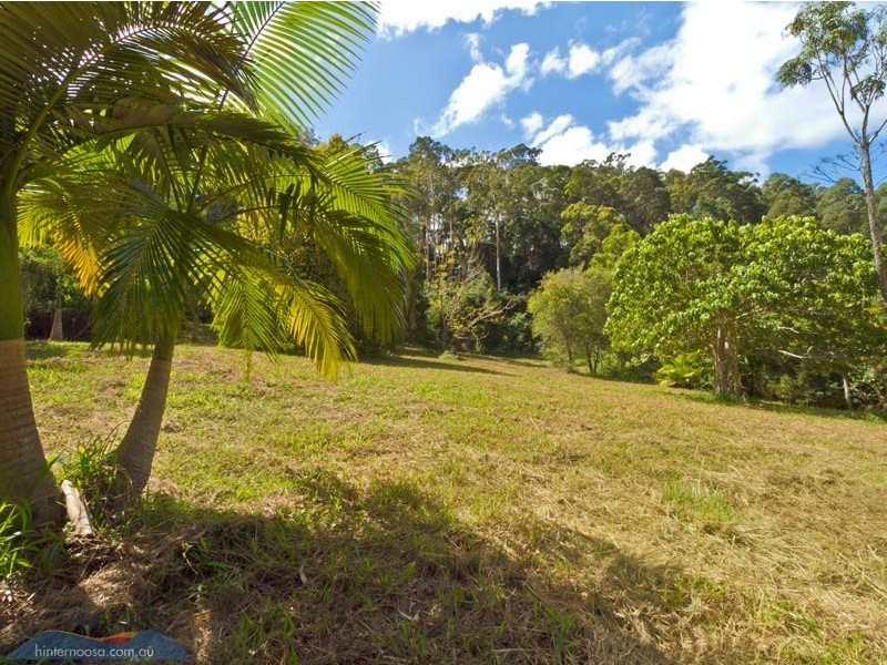 . Tallgum Avenue, Doonan QLD 4562