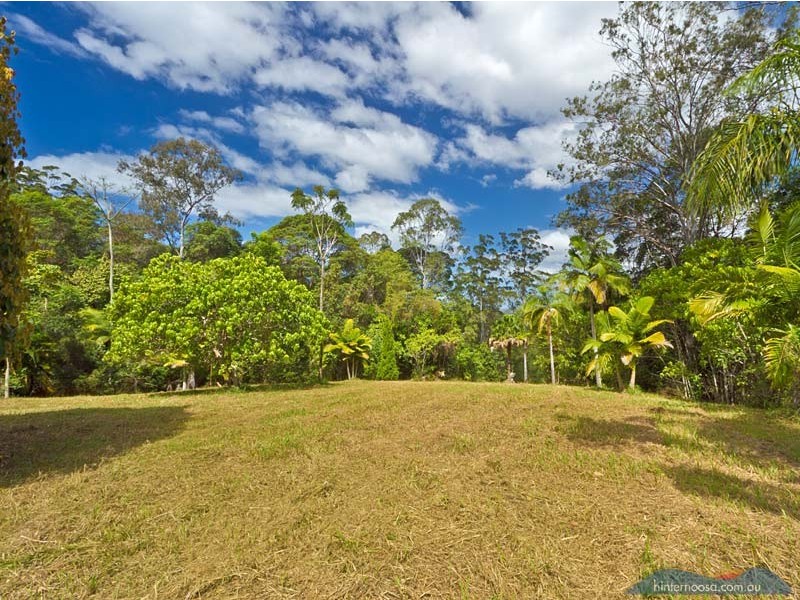. Tallgum Avenue, Doonan QLD 4562