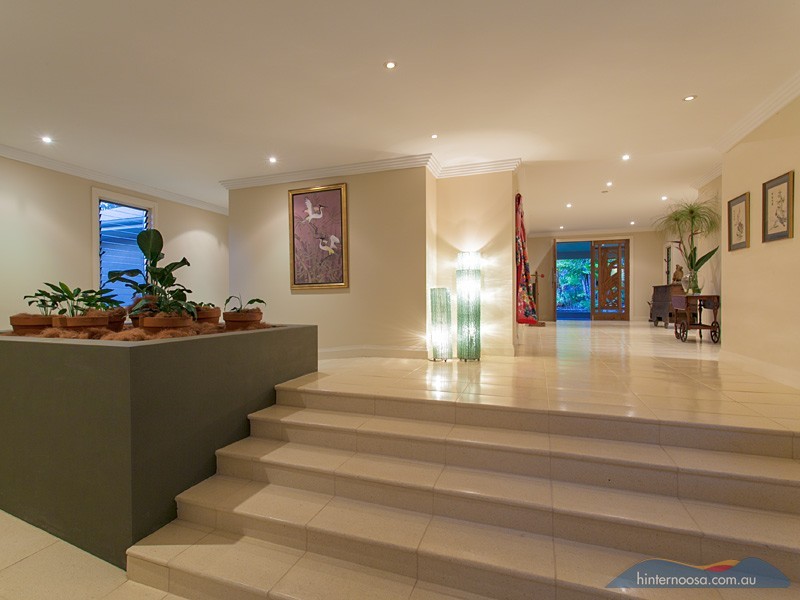 8 Sunrise Road, Tinbeerwah QLD 4563