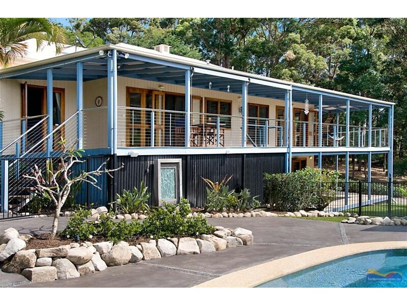 12 Hilltop Court, Tinbeerwah QLD 4563