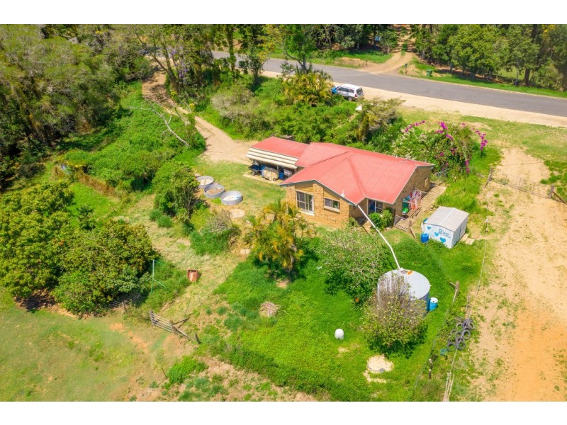 708 Kenilworth Skyring Creek Road, Carters Ridge QLD 4563