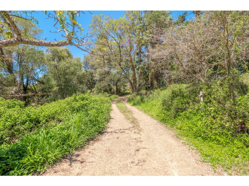 708 Kenilworth Skyring Creek Road, Carters Ridge QLD 4563