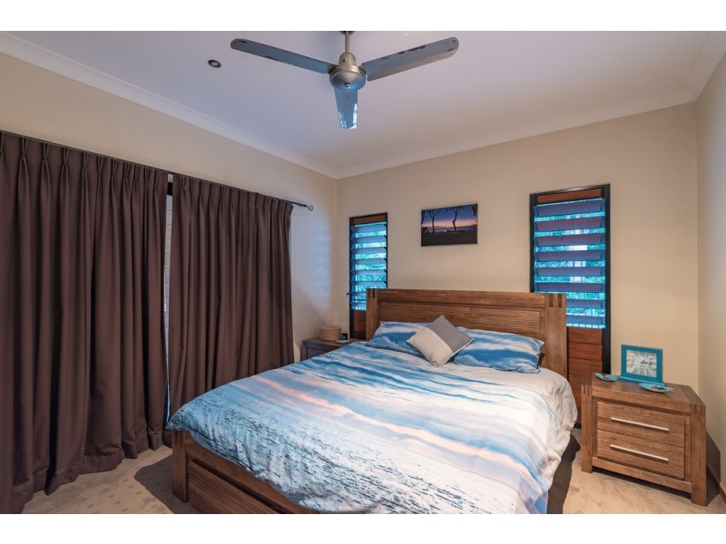 95 Stratford Park Dr, Pomona QLD 4568