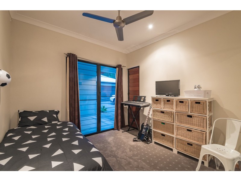 95 Stratford Park Dr, Pomona QLD 4568