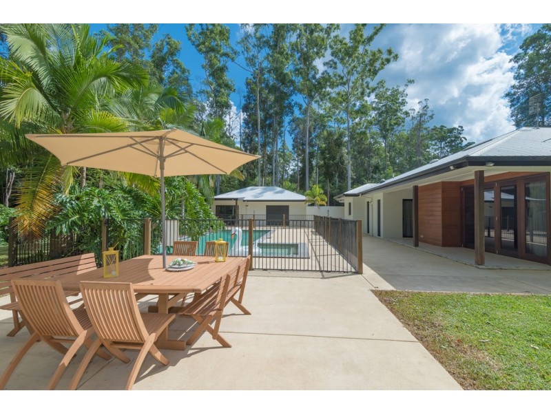 95 Stratford Park Dr, Pomona QLD 4568