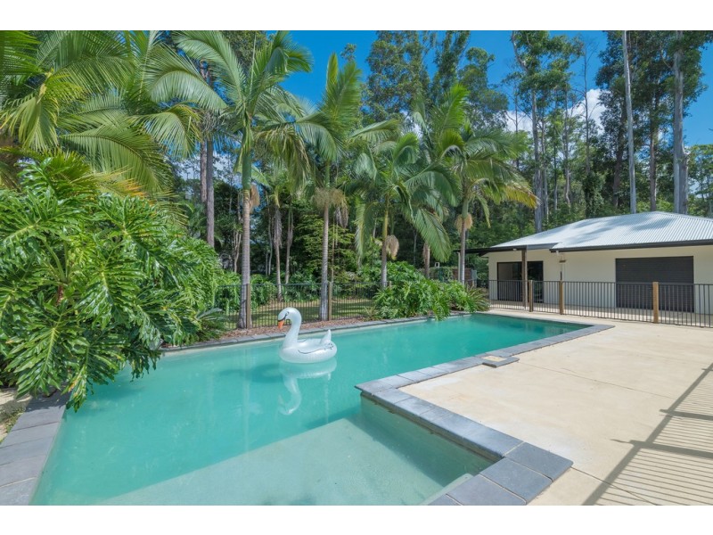 95 Stratford Park Dr, Pomona QLD 4568