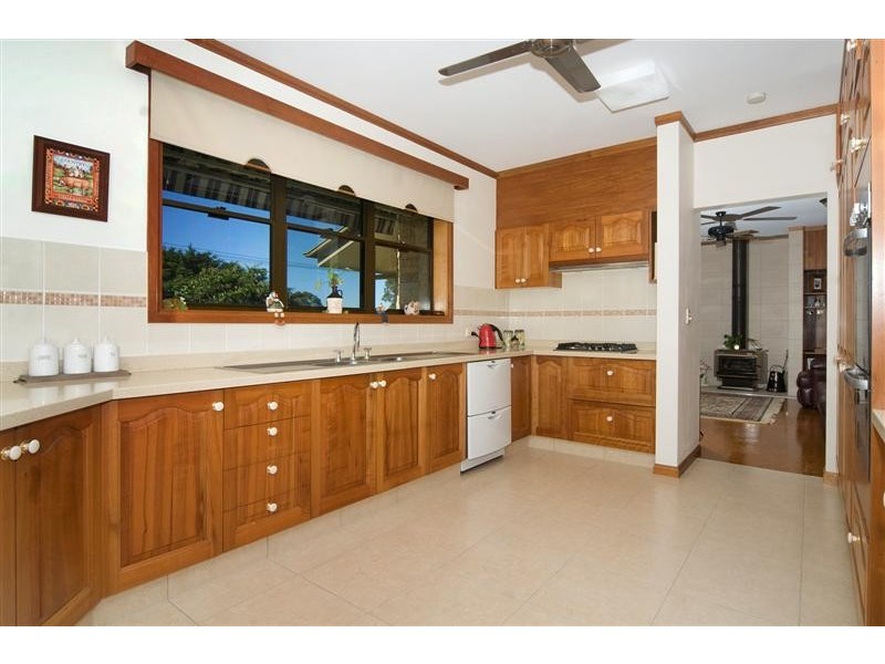 Tinbeerwah QLD 4563